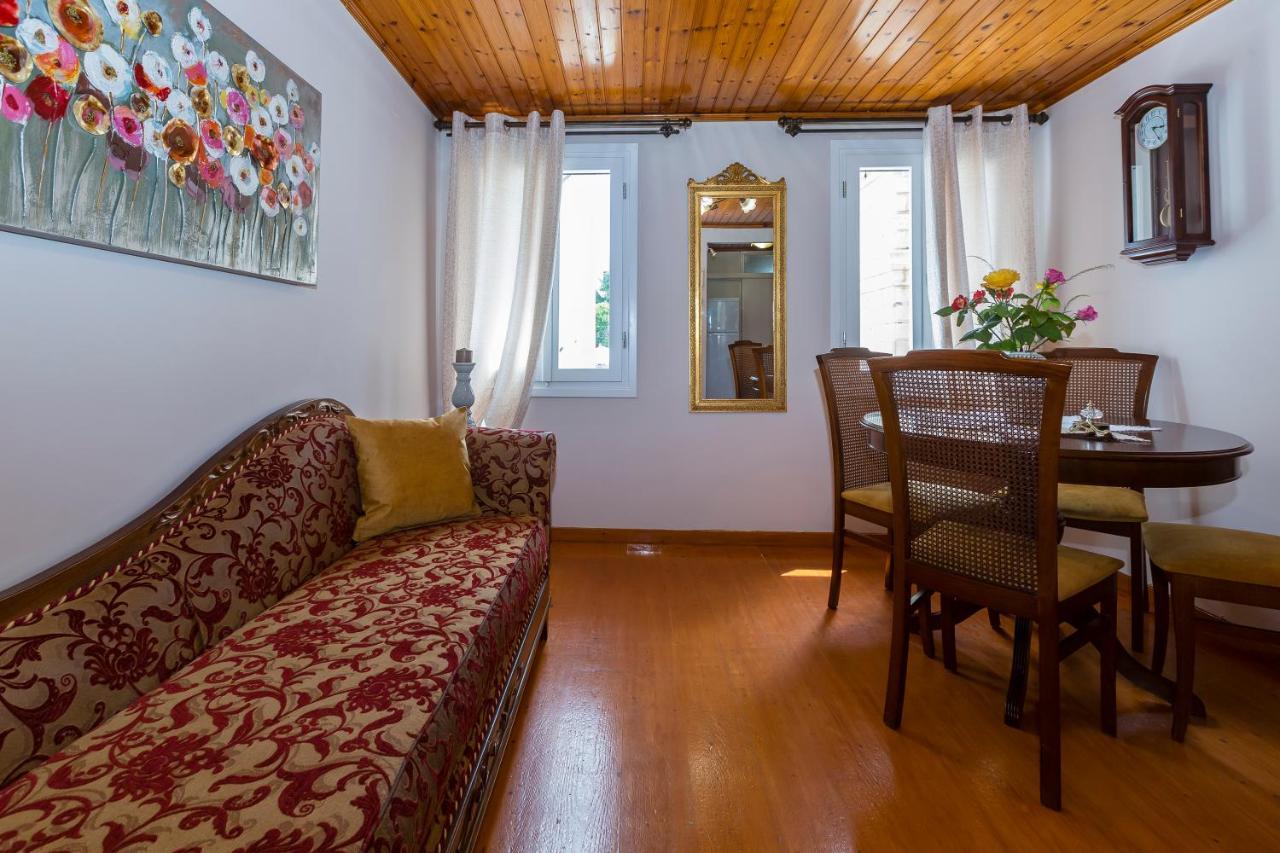 Townhall Nest Corfu  Exterior photo